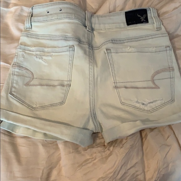 Hi-rise shorts - Picture 3 of 5